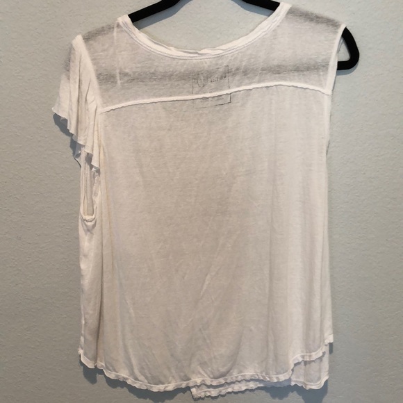 Free People white shirt asymmetrical flower shirt - Picture 6 of 7